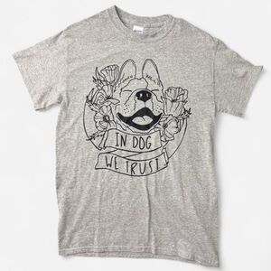 Gildan Women's Grey T-shirt